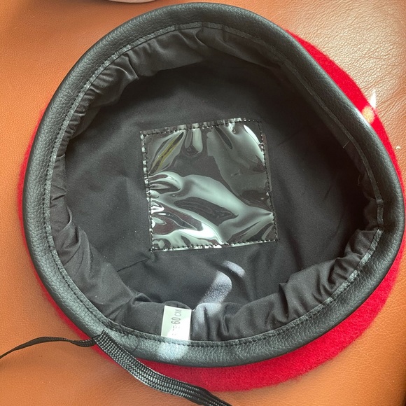 Beret (Unisex) Official Military Style - Picture 5 of 5